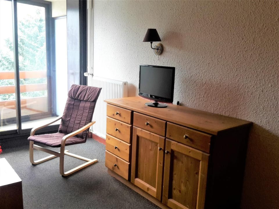 Charmant 2 pièces, centre, 5 pers. avec balcon, quartier La Croisette, Les Belleville - FR-1-574-9 Apartment in Les Allues
