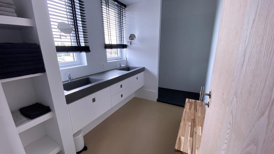 Kaap Hoorn Club Bed en Breakfast Bed and Breakfast in Flevoland, Netherlands