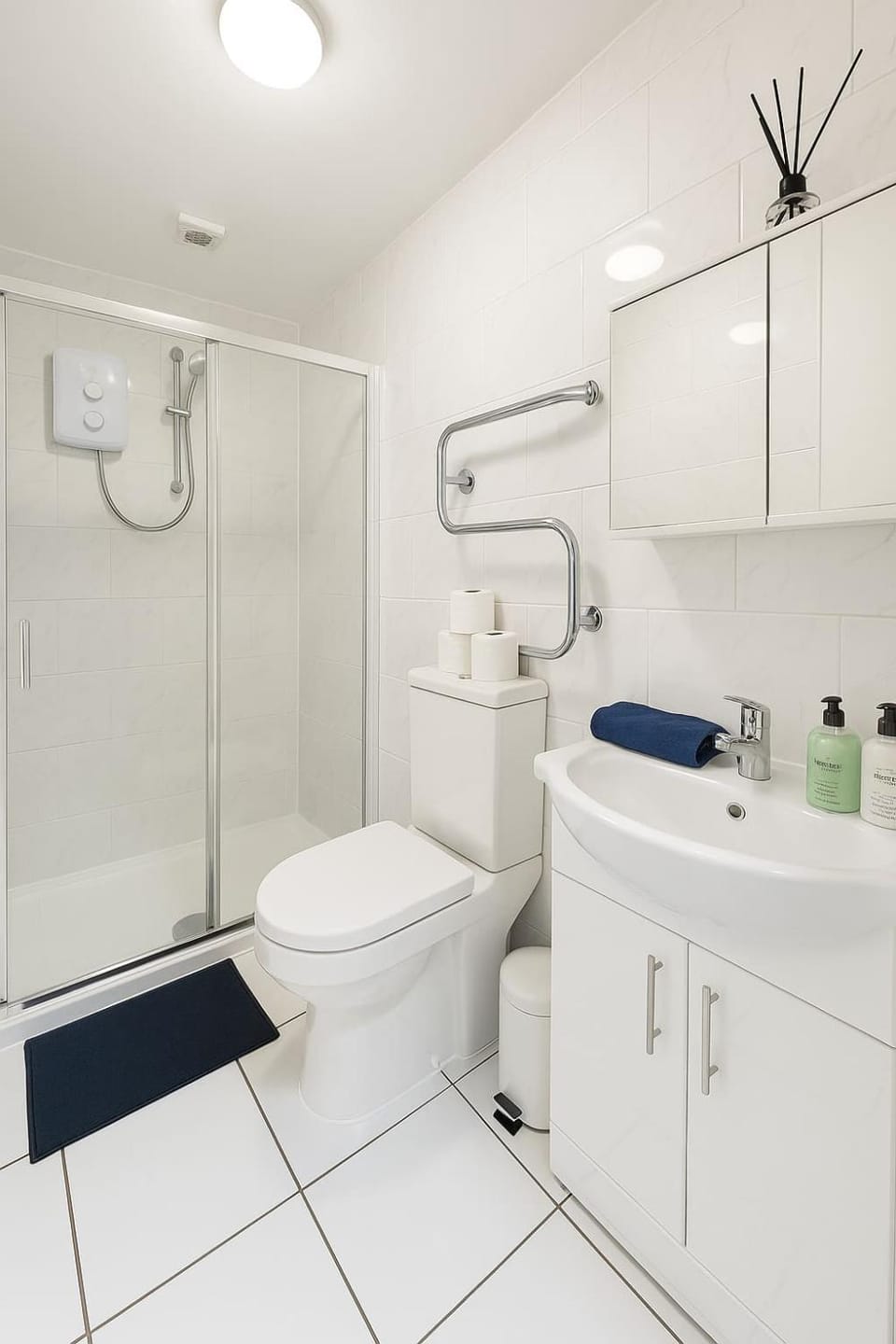 One Bedroom Apartment In City Centre Apartment in Cardiff