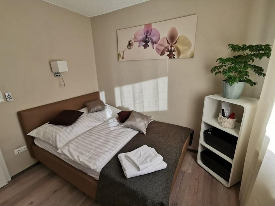 Ferienwohnung Schaumburg- Rosenthal Apartment in North Rhine-Westphalia