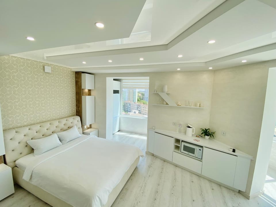 Bed, Kitchen or kitchenette, Photo of the whole room, Bedroom
