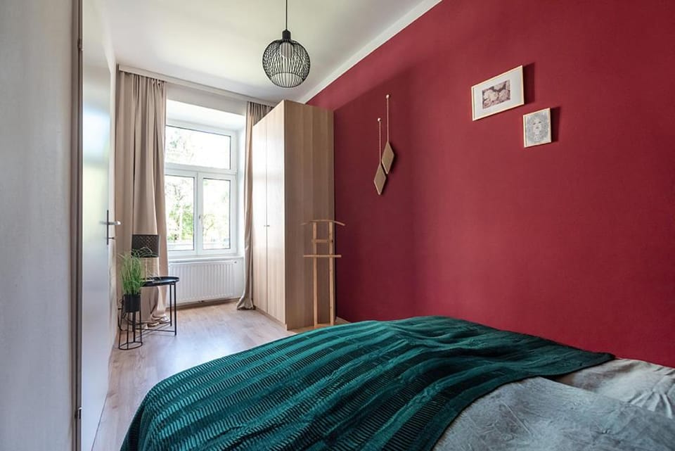 Colorful Apartment Facing Green Courtyard Apartment in Vienna