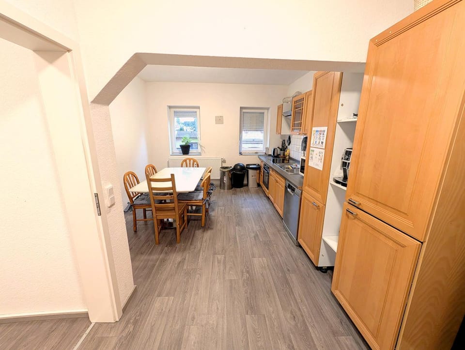 Kitchen or kitchenette, Dining area, dishwasher, oven, stove