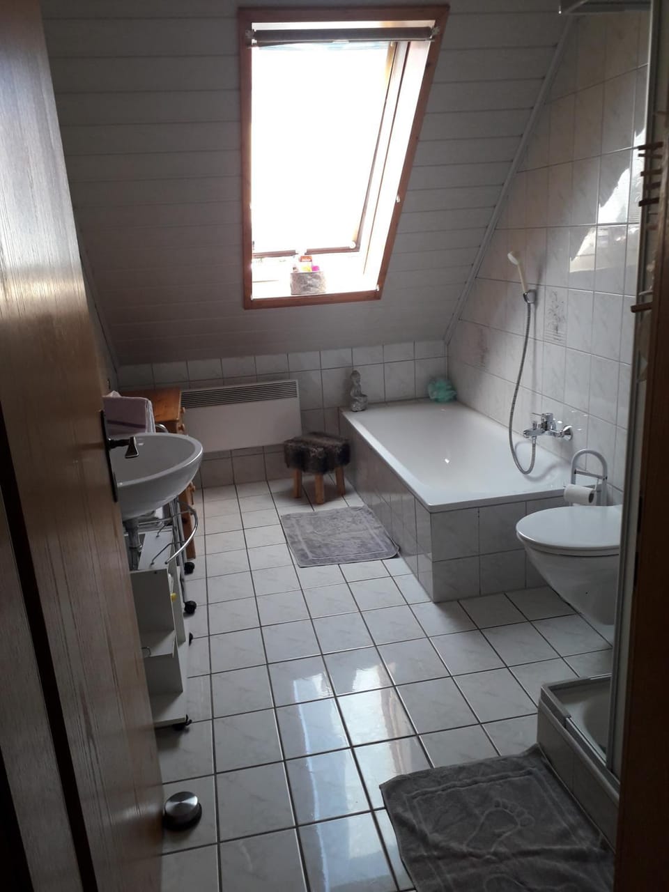 Bathroom, Bath