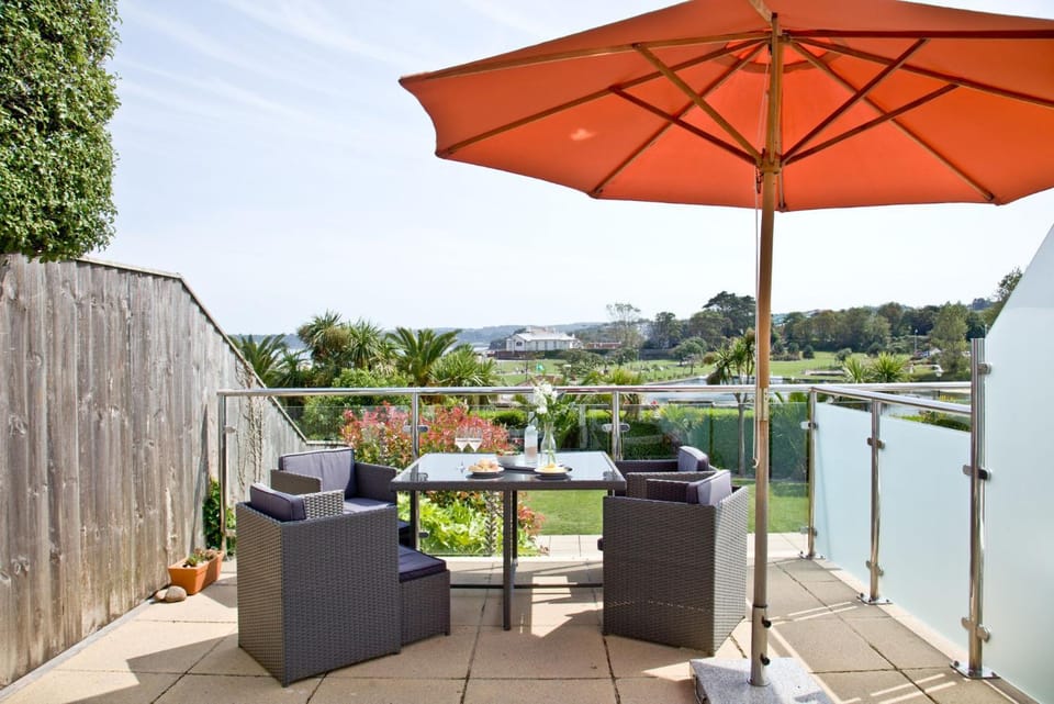 View (from property/room), Balcony/Terrace