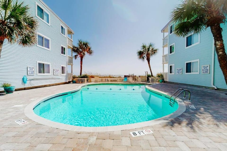 Ocean Retreat N1 Apartment in North Myrtle Beach