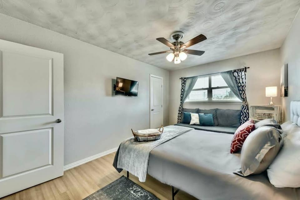 Global Cup The Swank - Close to Downtown Apartment in Dallas