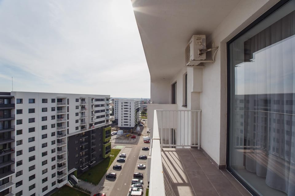 Balcony/Terrace, City view