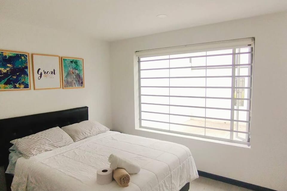 4 Apartaestudio Cedritos completo Apartment in Bogota
