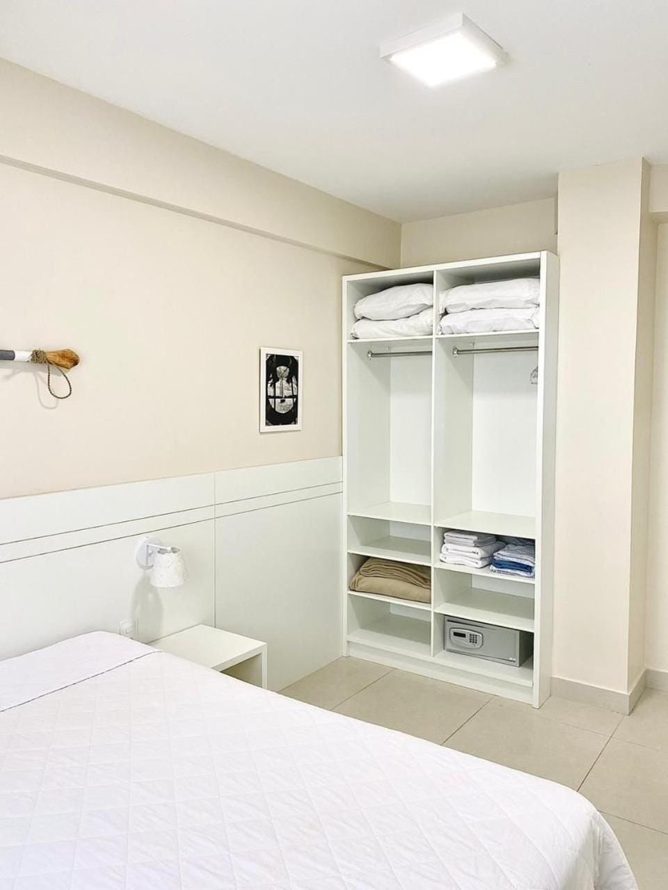 Residencial Gaivotas 13 - 1 Quartos - Apartamento completo, 70m da praia Apartment in Florianopolis