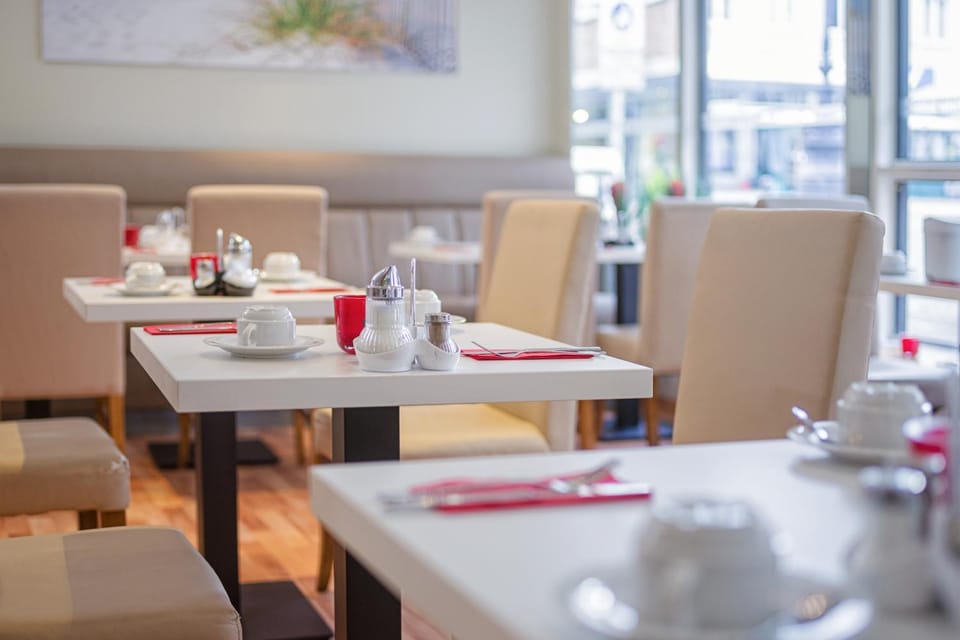 Restaurant/places to eat, Breakfast