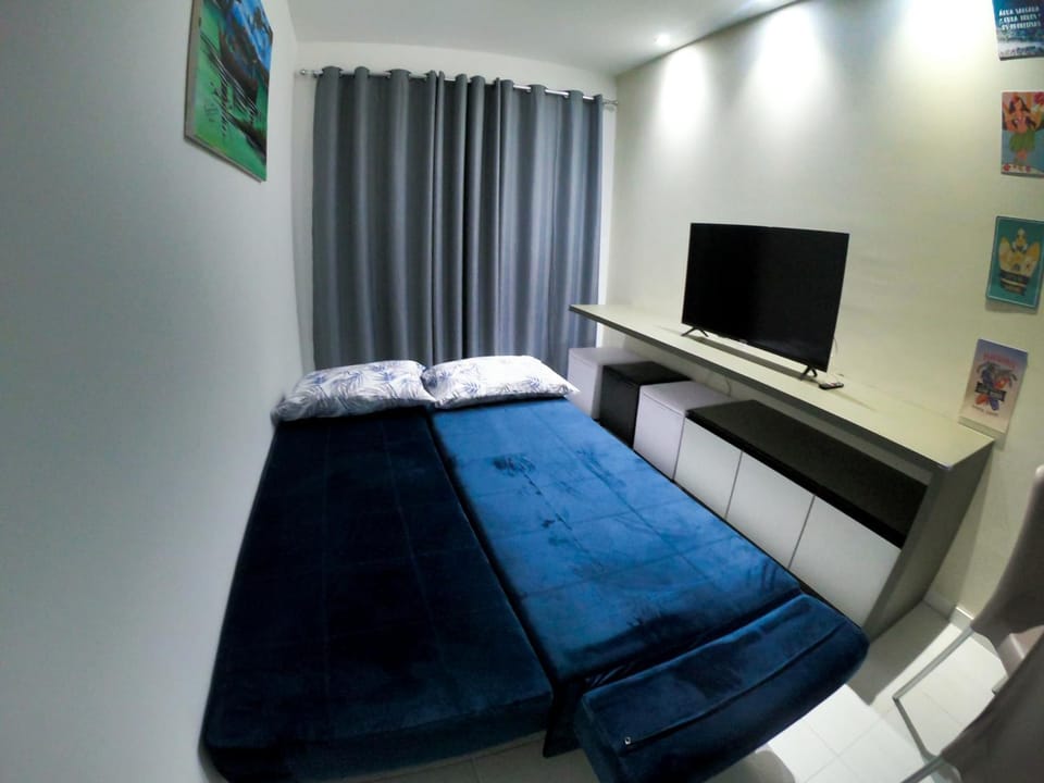 Communal lounge/ TV room, Bed, TV and multimedia