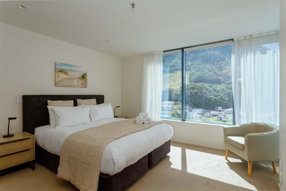 Oceanside Haven Resort with Luxury Sea Views Apartment in Bay Of Plenty