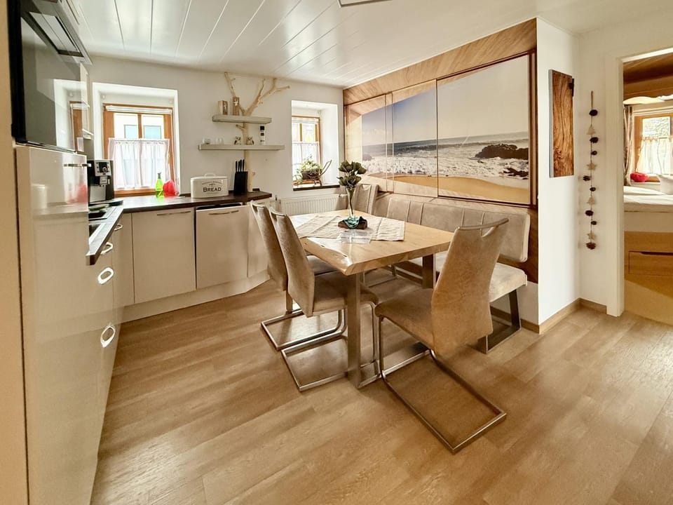 Kitchen or kitchenette, Dining area, stove, kitchen