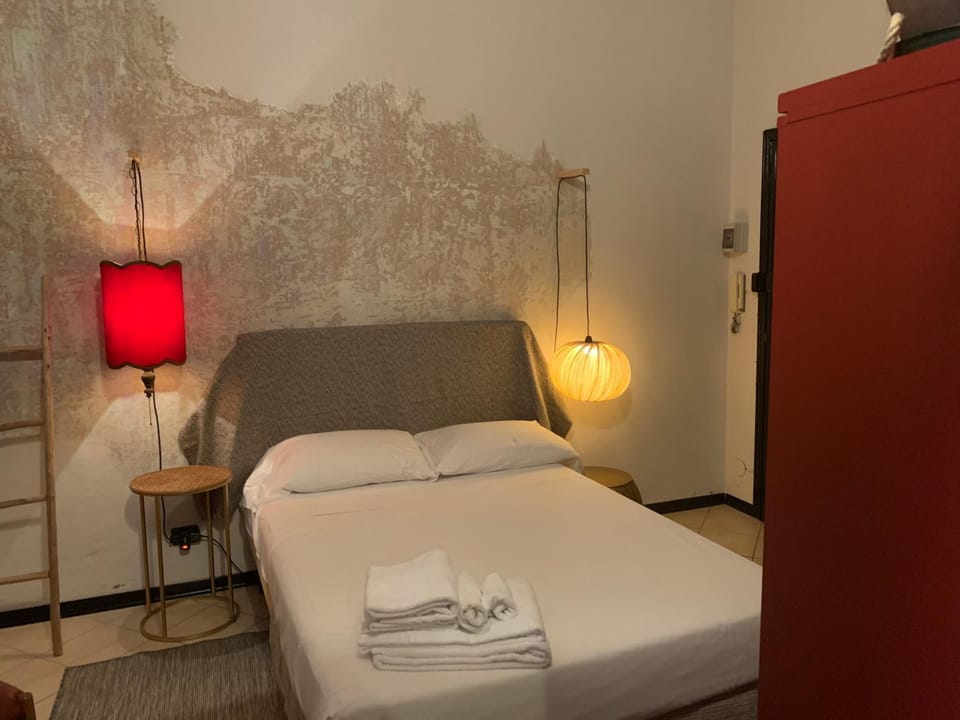 Mood-Garibaldi Apartment in Lombardy