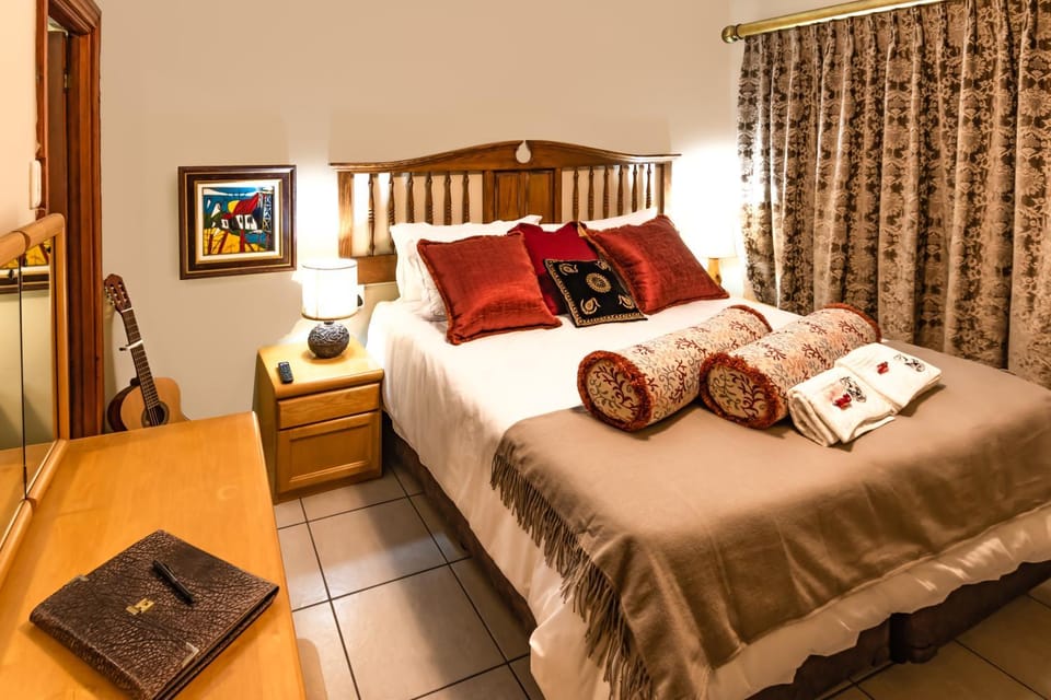 Antiqua Cottage Bed and Breakfast in Western Cape