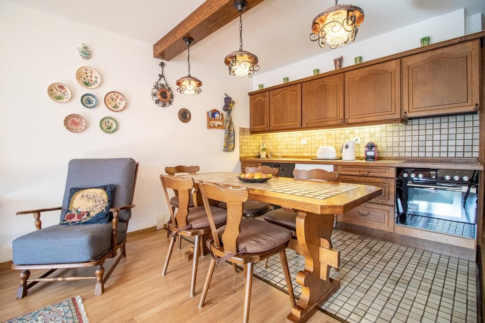 Kitchen or kitchenette, Living room, Dining area