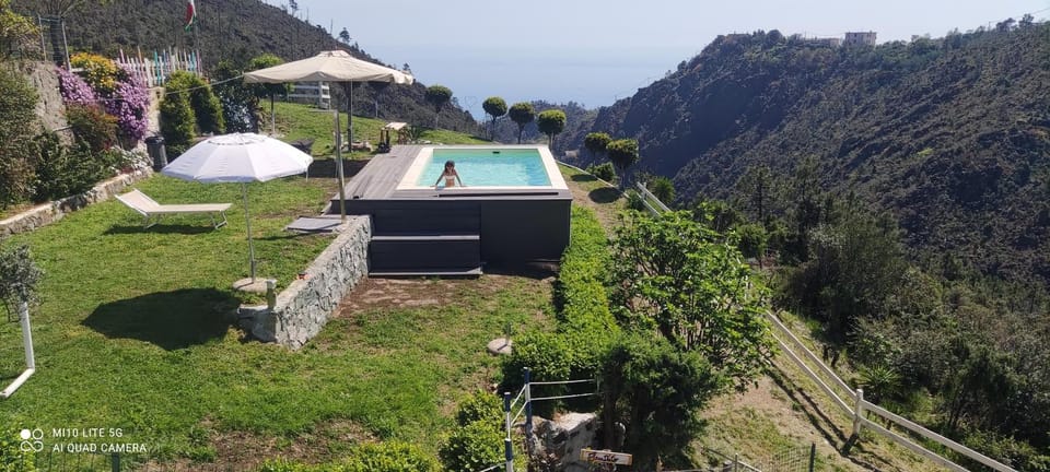 Spring, Day, Natural landscape, Garden, Garden view, Mountain view, Pool view, Swimming pool, sunbed