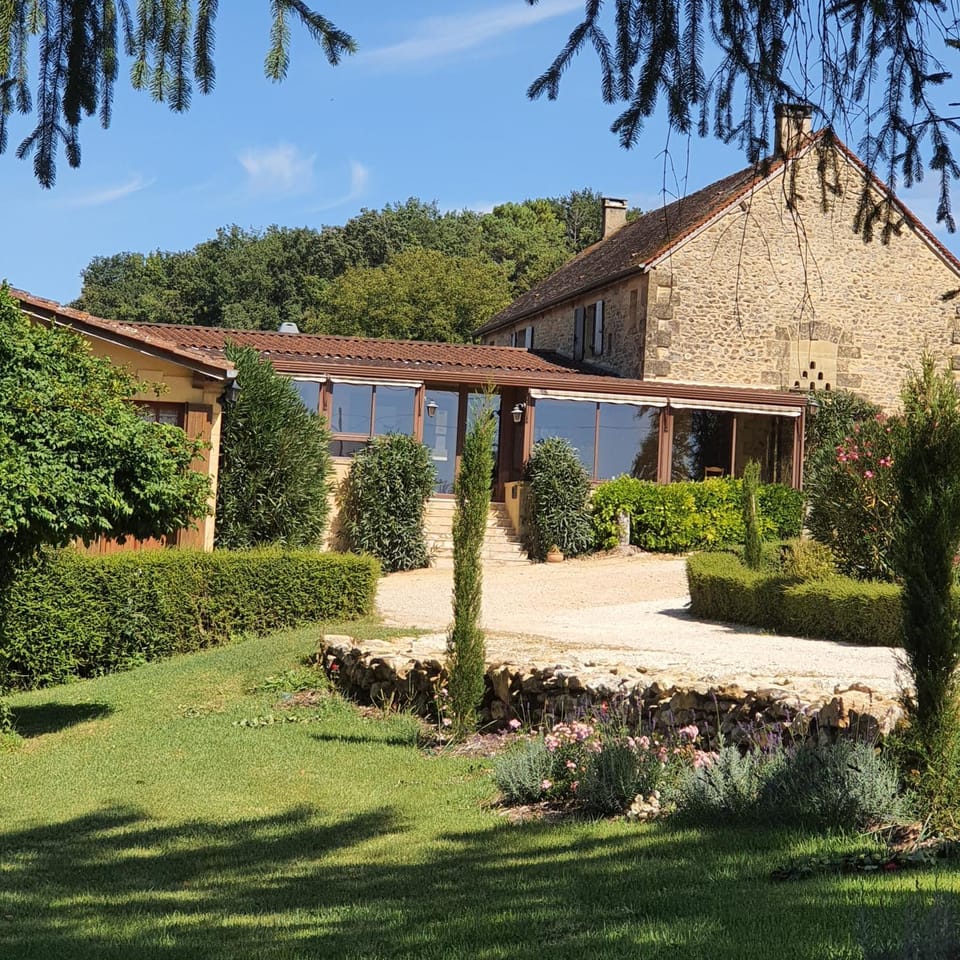 Chambres et table d'hôtes - Domaine de Bardenat Bed and Breakfast in Nouvelle-Aquitaine