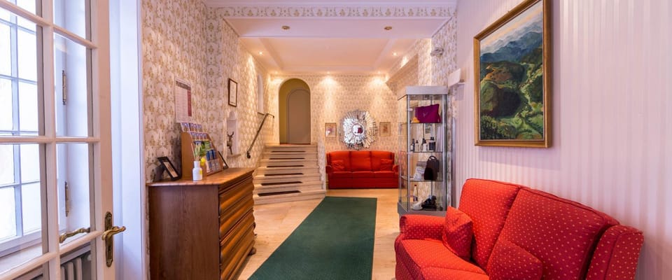 Communal lounge/ TV room, Seating area, On site