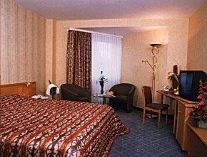 Coffee/tea facilities, Photo of the whole room, Bedroom, oven