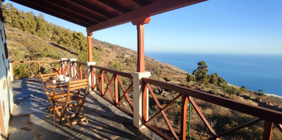 "VILLA SERVANDA" - Casa Canaria construida a PRINCIPIOS DEL SIGLO XIX Country House in La Palma
