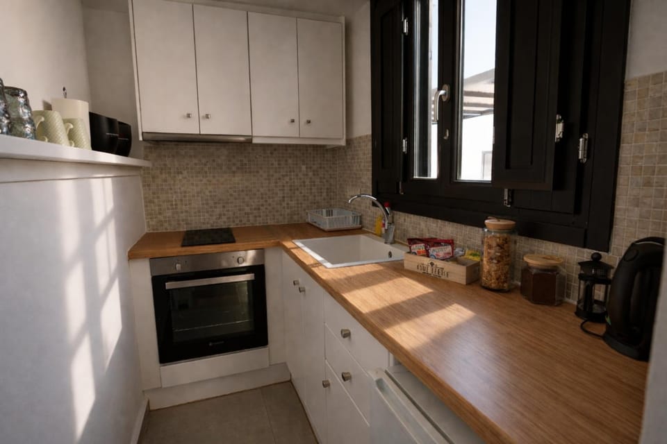 Coffee/tea facilities, Kitchen or kitchenette