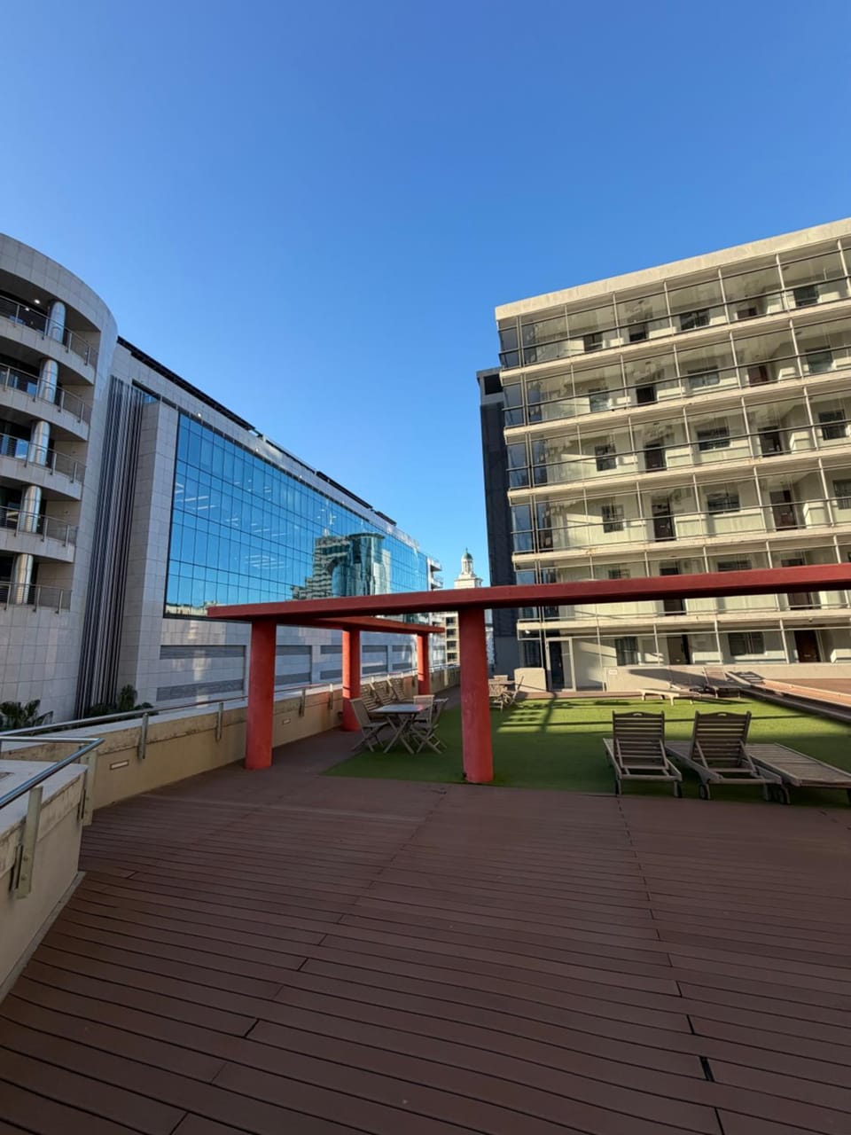 Icon Self Catering Apartment in Cape Town near Waterfront and CTICC Apartment in Cape Town