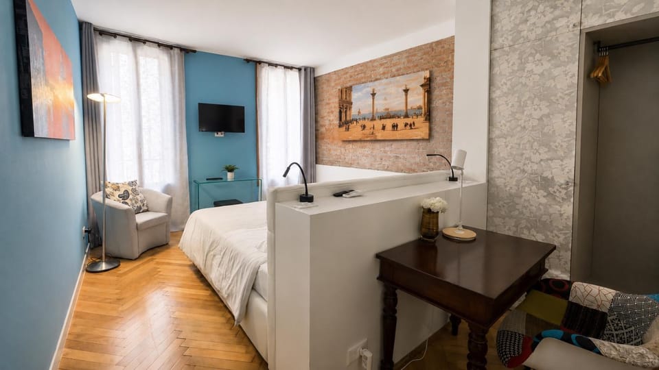 San Marco Baretteri Design Suite 2 min from St Mark Apartment in San Marco