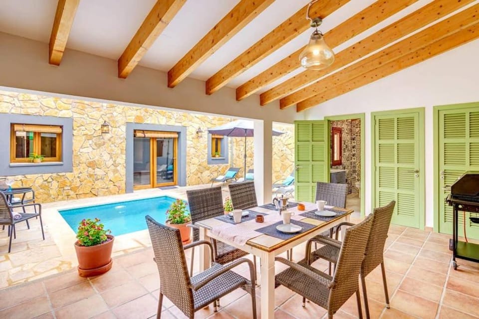 Son Trast House in Pla de Mallorca
