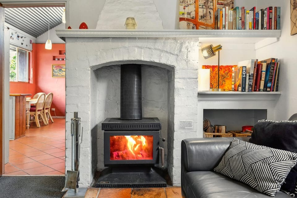TV and multimedia, Living room, fireplace, air conditioner
