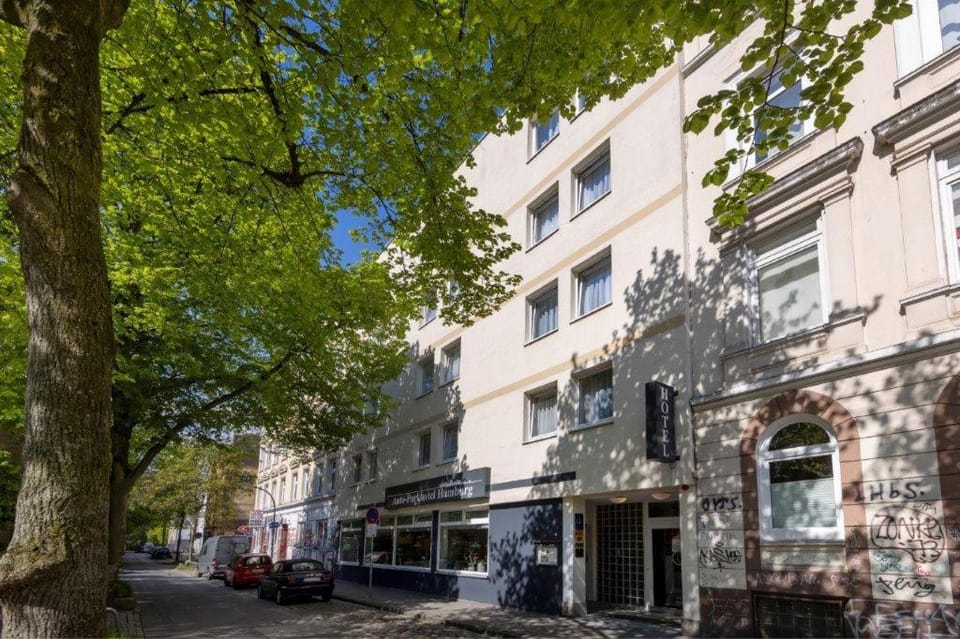 Property building, Facade/entrance, View (from property/room)