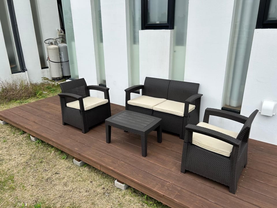 Garden, Balcony/Terrace