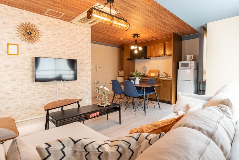 TV and multimedia, Kitchen or kitchenette, Living room, Dining area, minibar