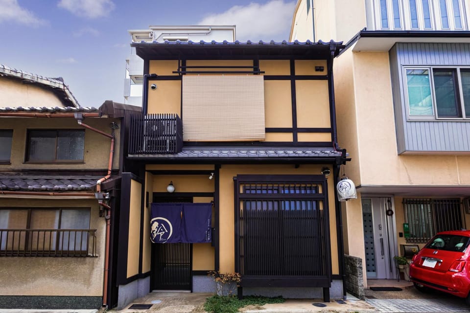 Property building, Day