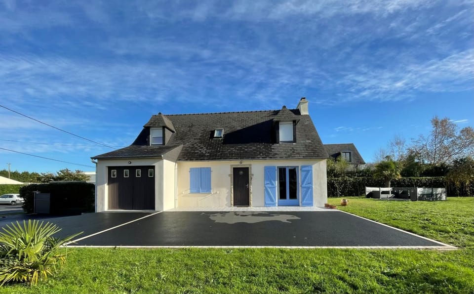 Property building, Parking