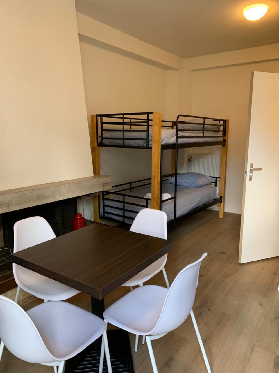 bunk bed