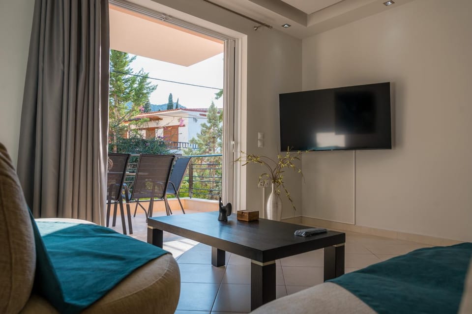 TV and multimedia, Living room, Seating area