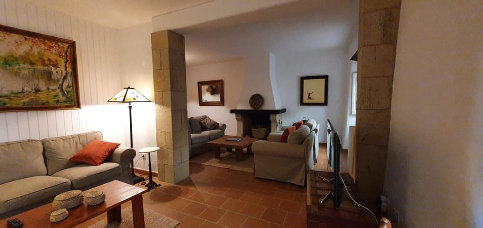 Ca la Caterina House in Peratallada