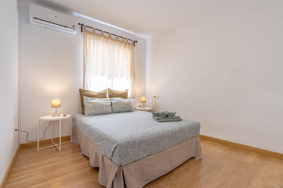 Bed, Bedroom, wardrobe
