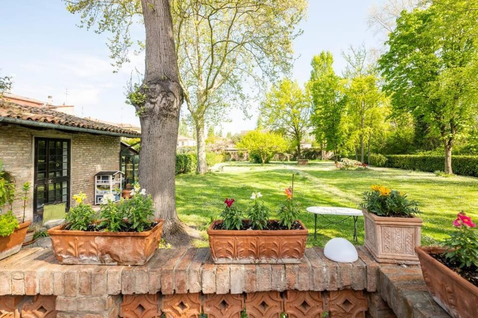 Property building, Natural landscape, Garden view