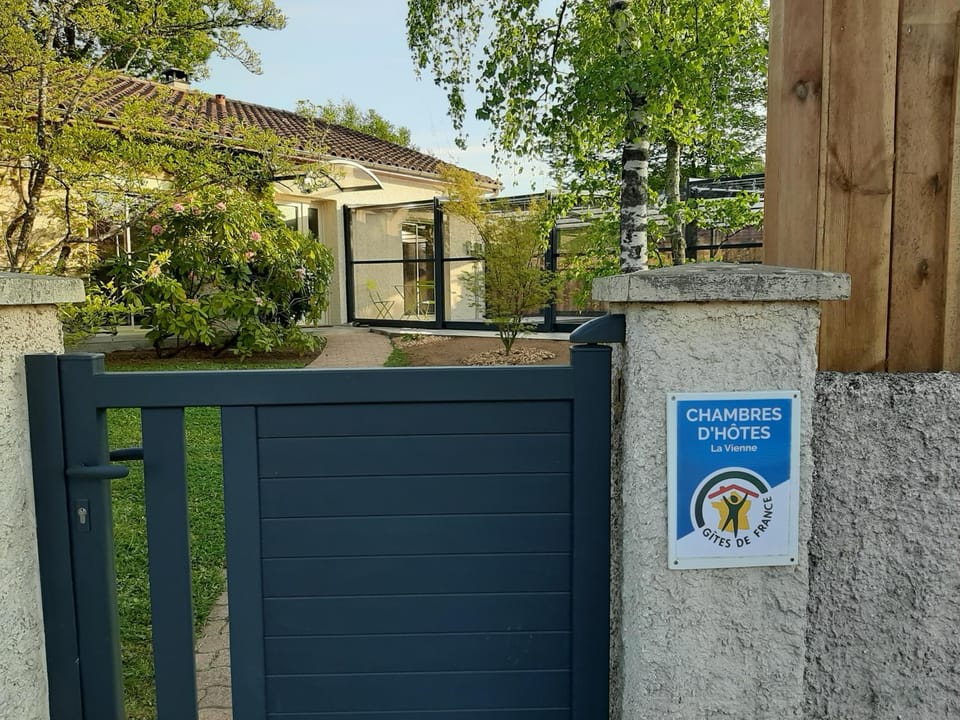 Logo/Certificate/Sign