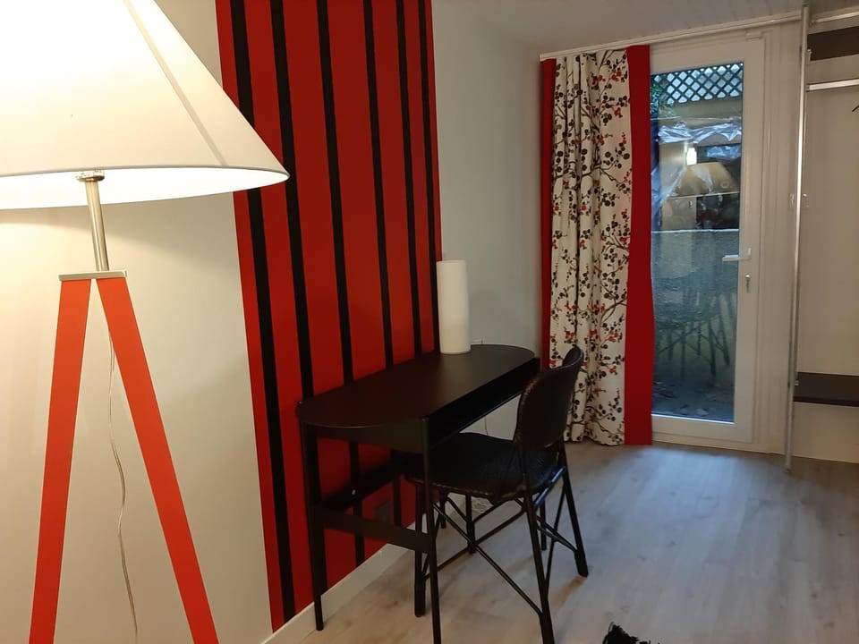Business facilities, Seating area