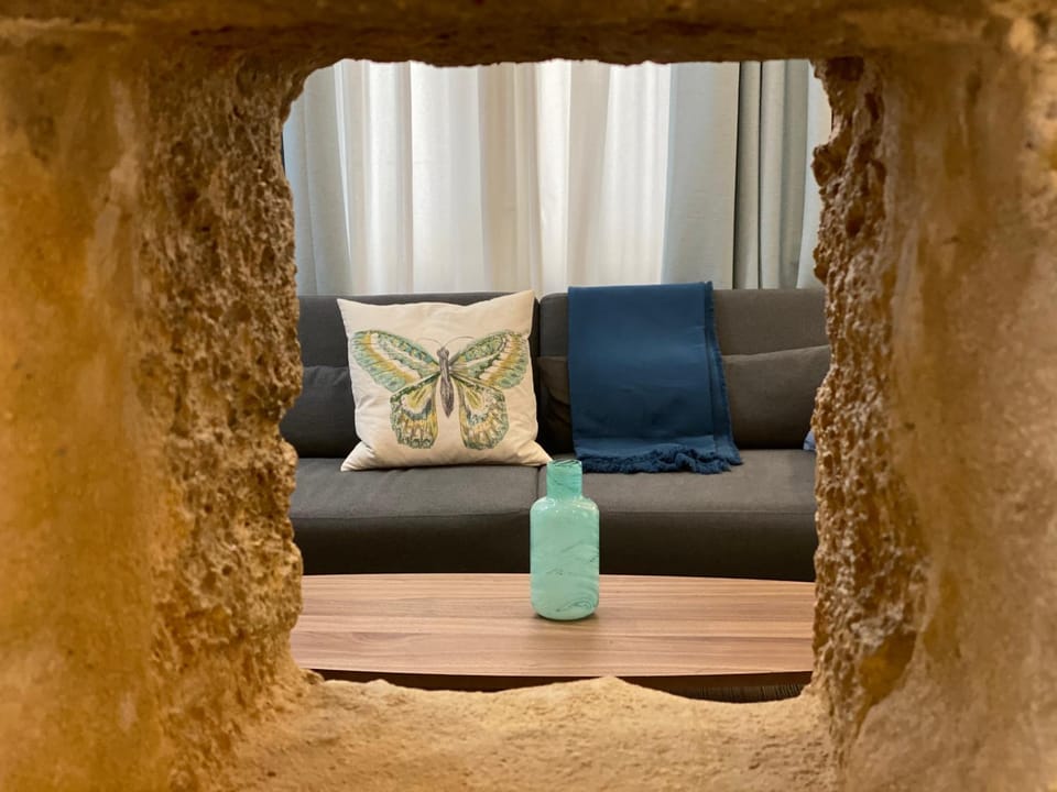 Living room, Decorative detail