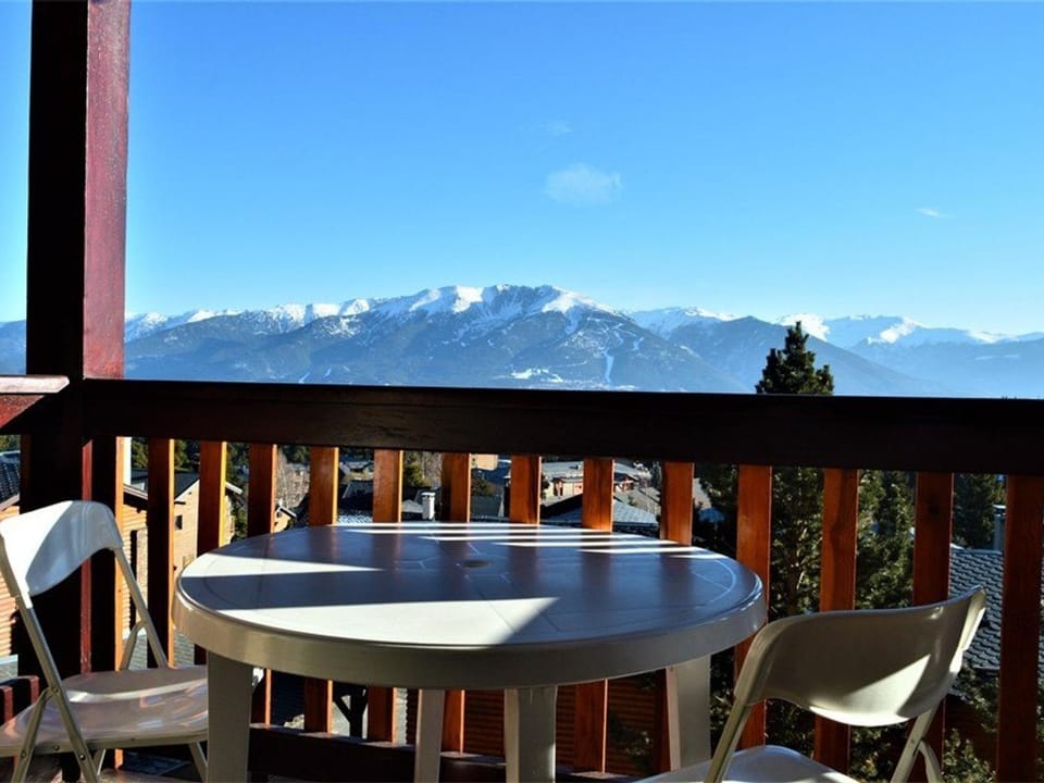 Joli studio cabine 4 pers, balcon, PKG, Bolquère-Pyrénées 2000 - FR-1-592-14 Cabin in Bolquère
