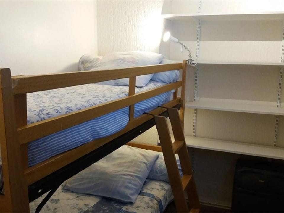 Appartement cosy 2 pièces cabine, proche commerces et pistes, 6 pers, animaux OK Cabin in Bolquère