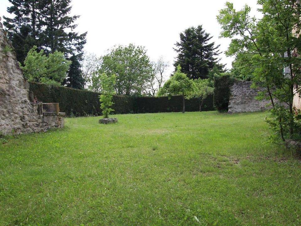 Charmante maison en pierres avec terrasse, proche cité médiévale, nature et lac - FR-1-582-19 House in Auvergne-Rhône-Alpes