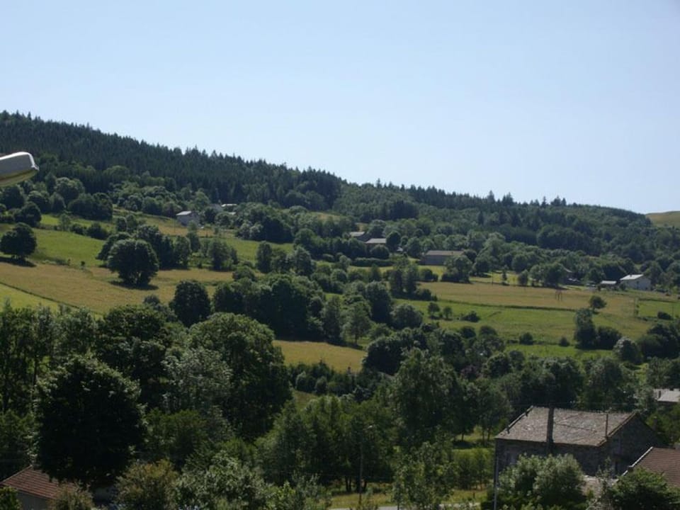 Gîte Montagne avec Cheminée - 4 chambres, Animaux acceptés - FR-1-582-243 House in Auvergne-Rhône-Alpes