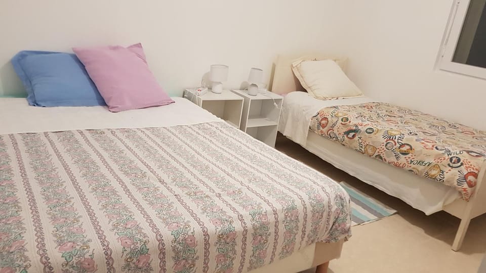 COLOC SUPERGÎTE SPACIEUX PROCHE TOUTES COMMODITÉS Bed and Breakfast in Grand Est