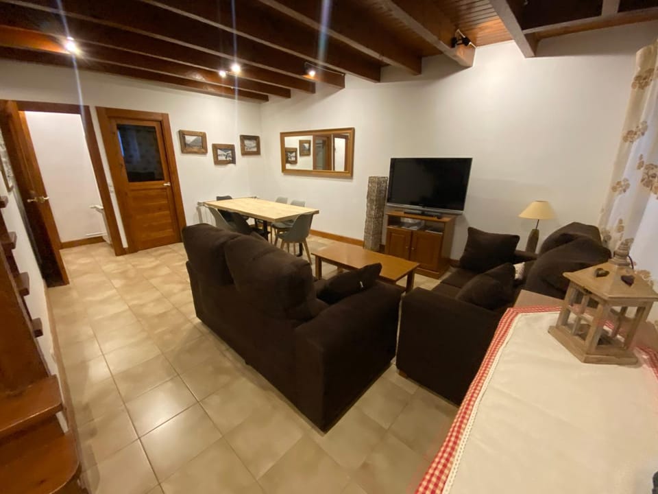 Tredós, Casa adosada. Baqueira Apartment in Catalonia
